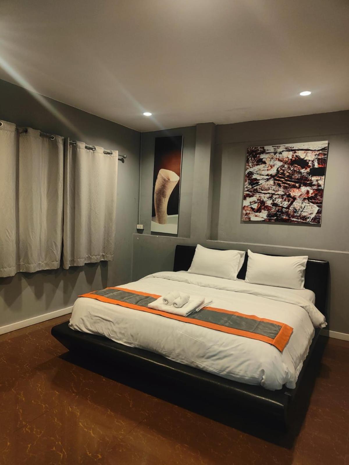 Del Mar Rooms Pattaya Ngoại thất bức ảnh