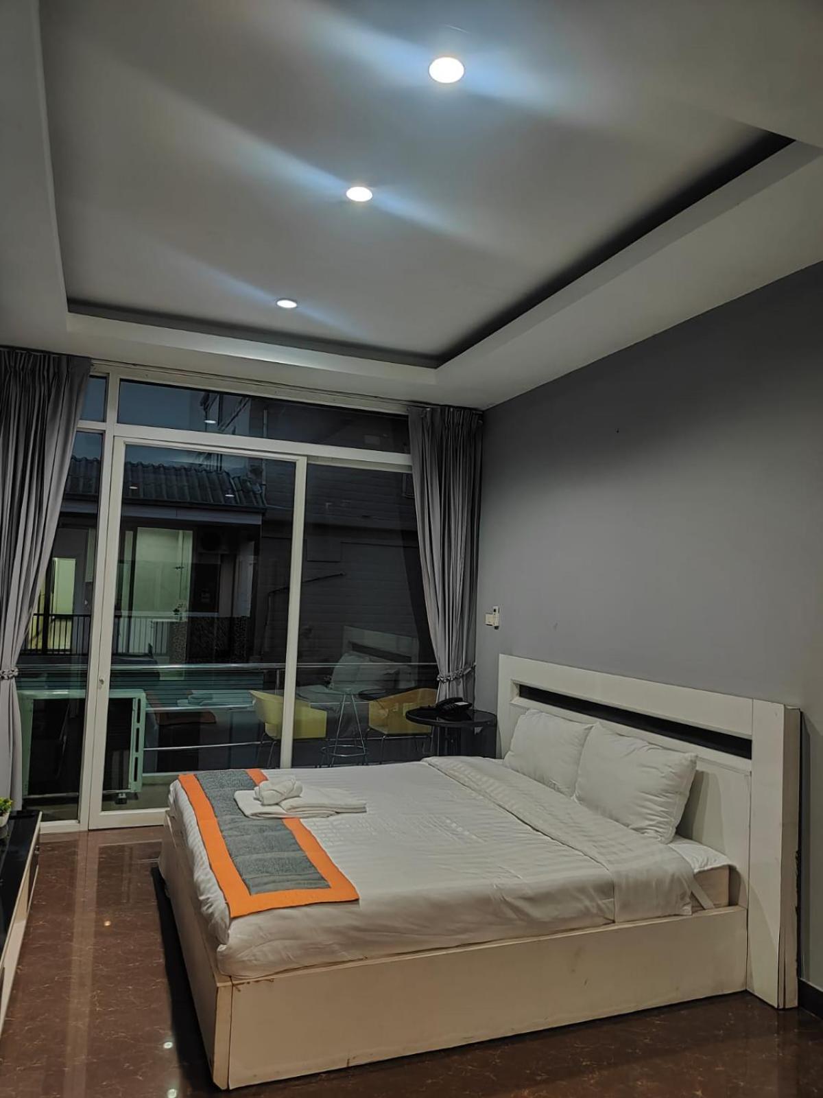 Del Mar Rooms Pattaya Ngoại thất bức ảnh