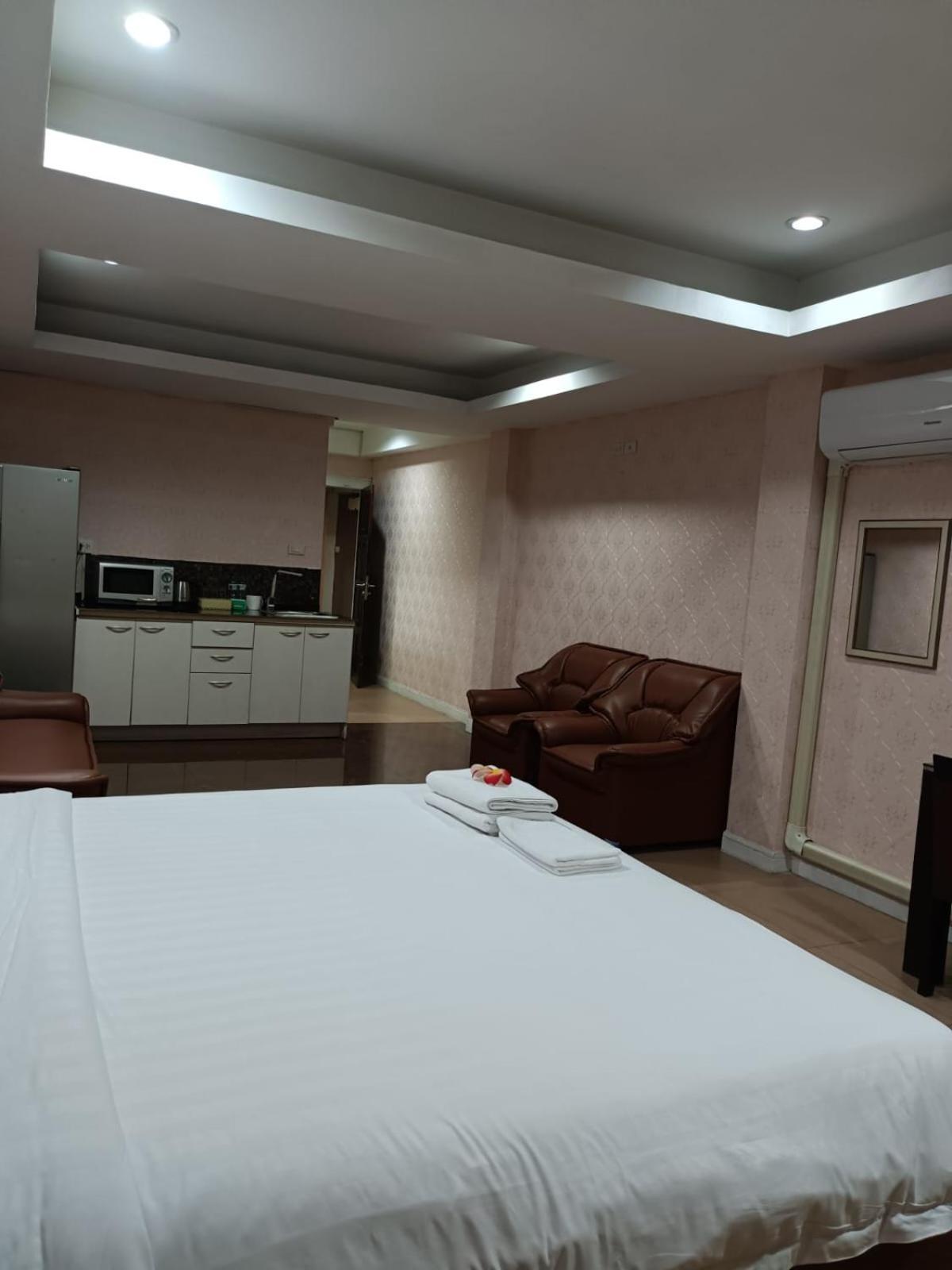 Del Mar Rooms Pattaya Ngoại thất bức ảnh